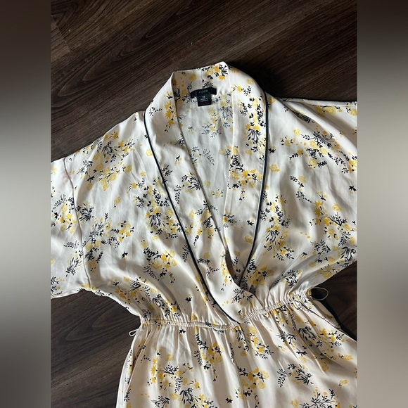 J. Crew Easy-Luxe Eco Floral Pajama Jumpsuit Size XS - Picture 4 of 8